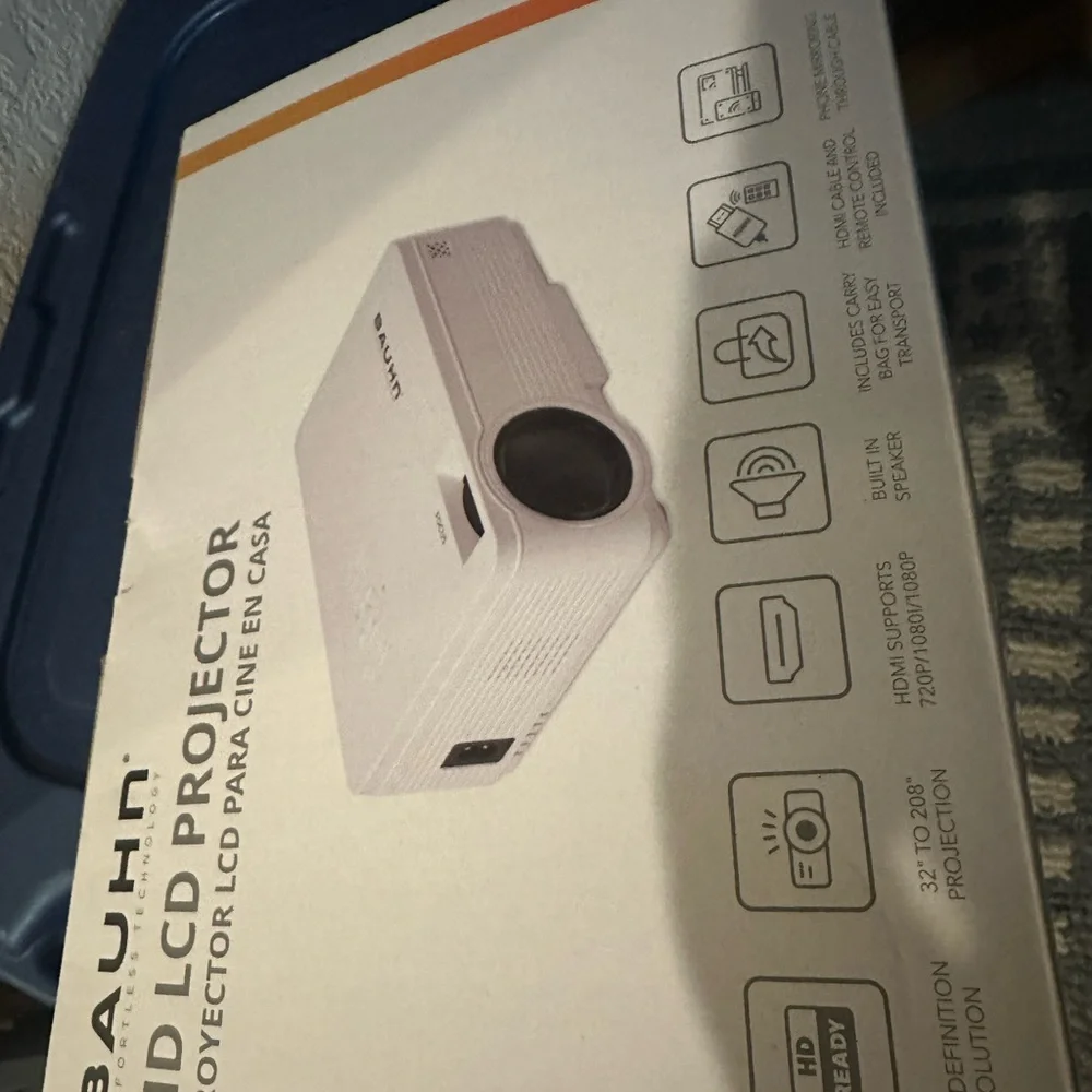 White HD LCD Projector